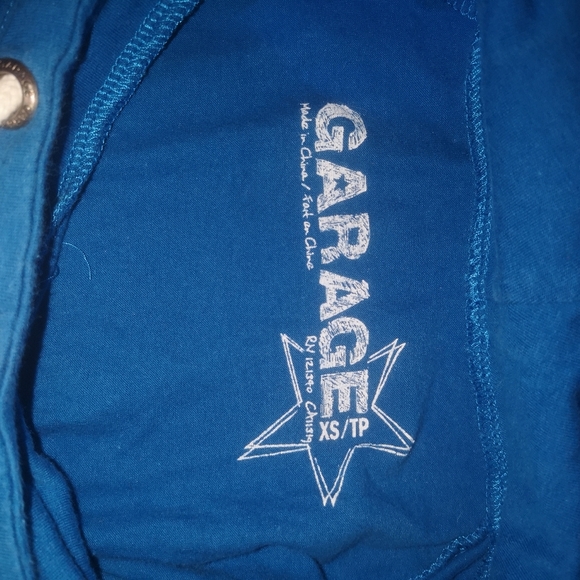 Sweatshirt from garage - Picture 3 of 3